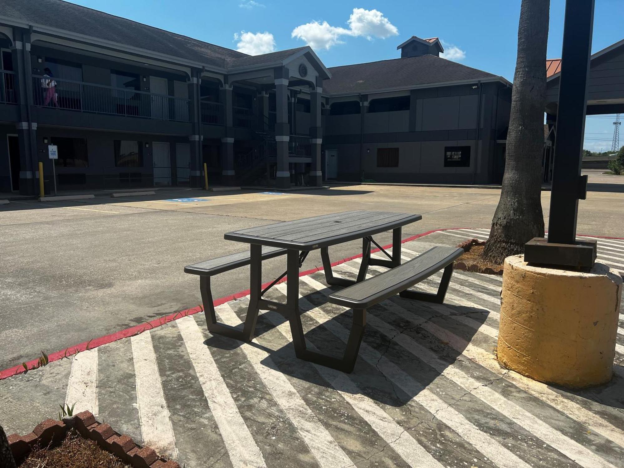 Super 8 By Wyndham I-10 Hotel Baytown